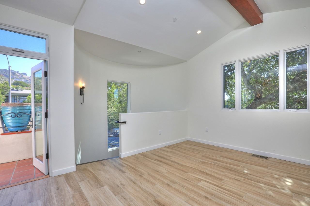 1005 N Milpas St Unit A - Photo 5 of 17