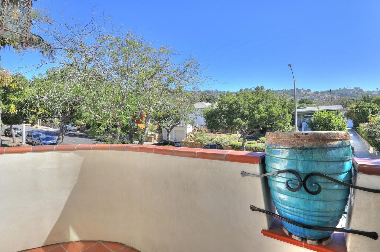 1005 N Milpas St Unit A - Photo 7 of 17