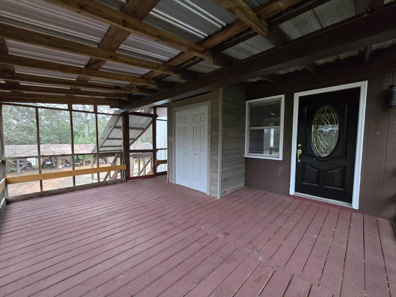 2370 Wedgefield Rd - Photo 2 of 37