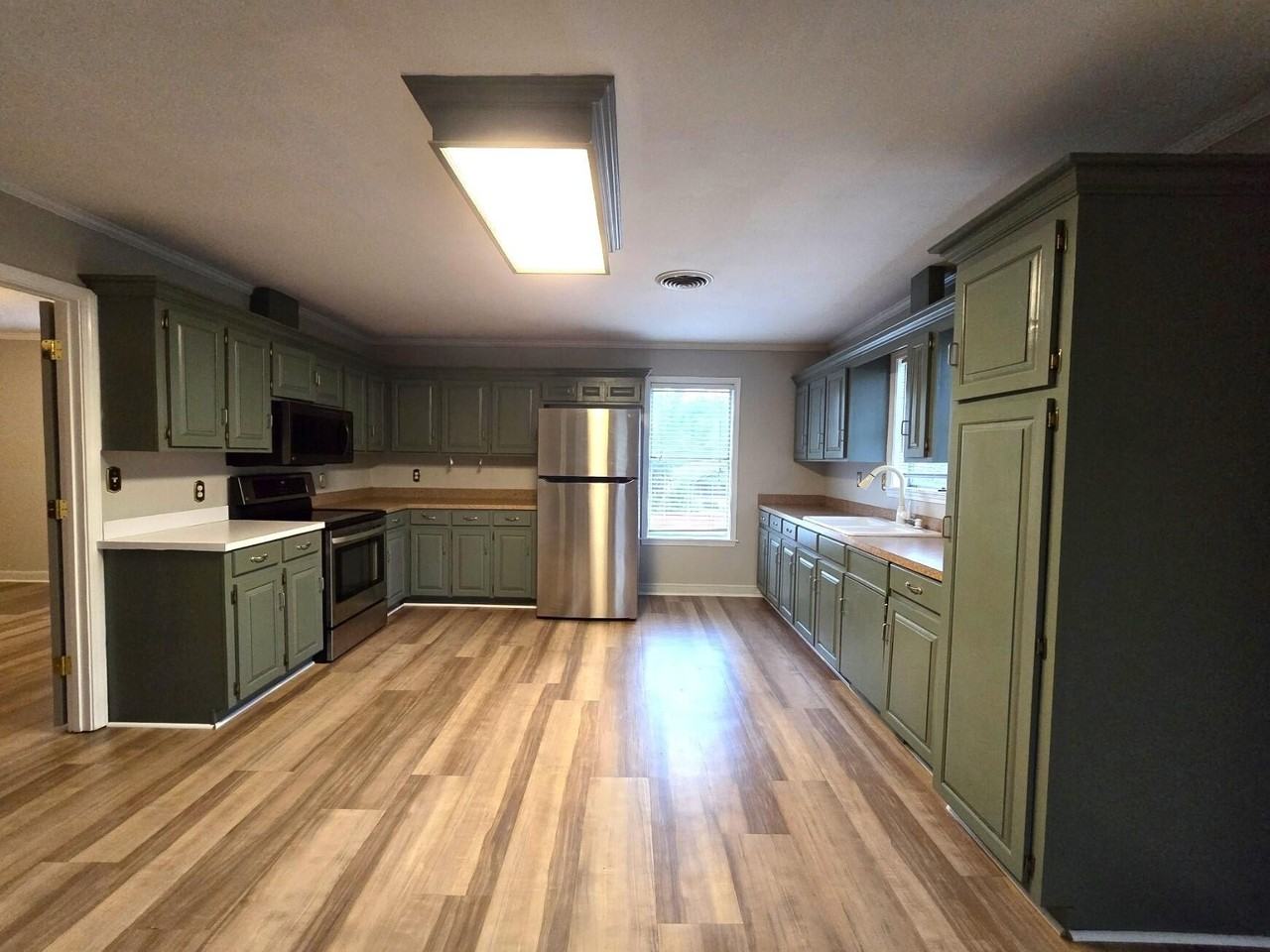 2370 Wedgefield Rd - Photo 6 of 37