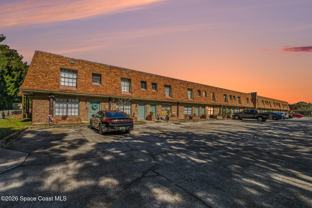 1300 Arlington Ln Ne Apt 123 - Photo 1 of 1