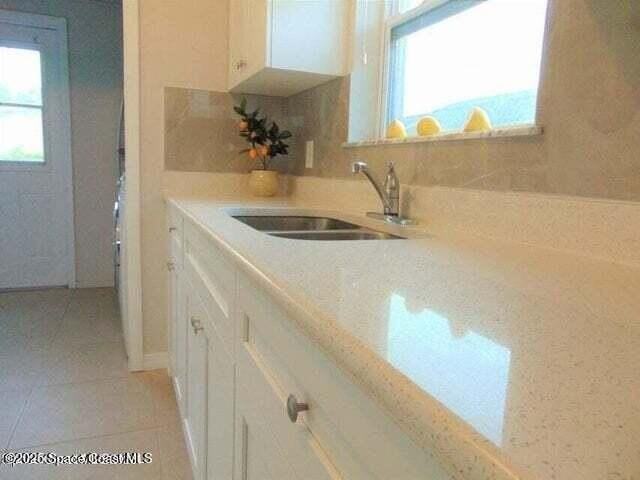 2417 Delaware Dr - Photo 5 of 16