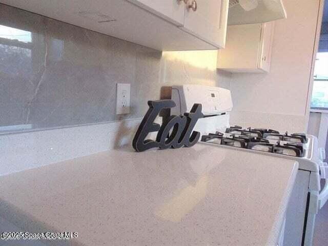 2417 Delaware Dr - Photo 6 of 16