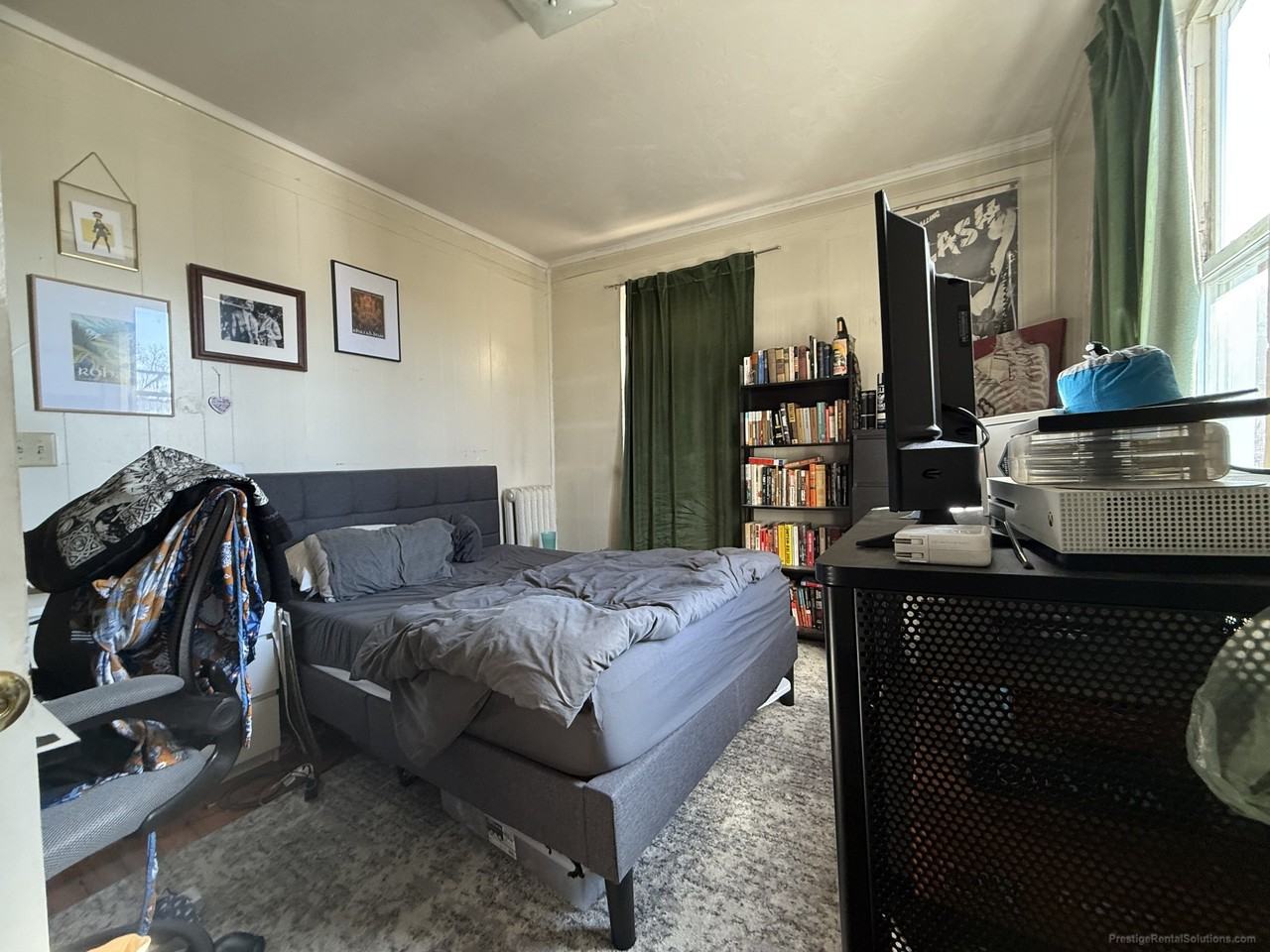75 S Huntington Ave #4 - Photo 3 of 13