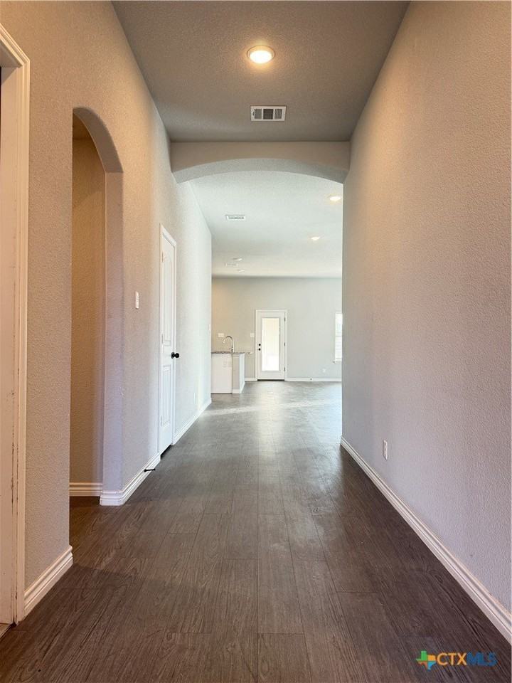 808 Clanton Cv - Photo 3 of 12