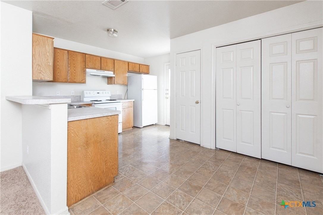 4207 Primrose Dr #B - Photo 5 of 14