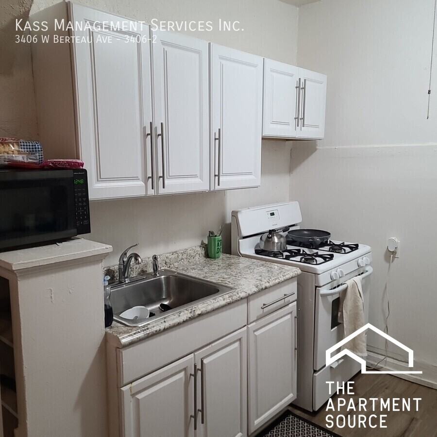 3406 W Berteau Ave #2