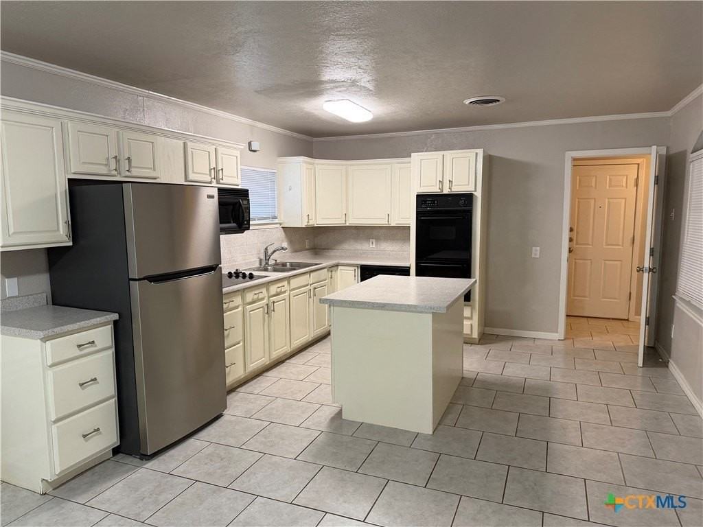 904 Palmetto St - Photo 3 of 19