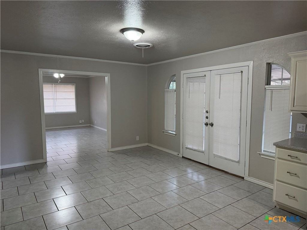 904 Palmetto St - Photo 7 of 19