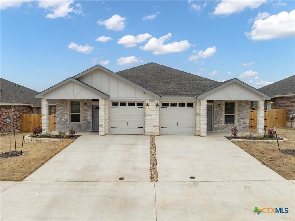 5221 Rose Garden Loop - Photo 2 of 29