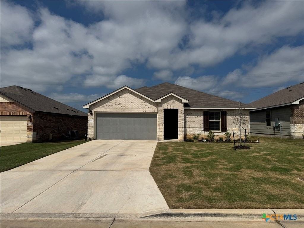 402 Stone Valley Rd - Photo 2 of 18