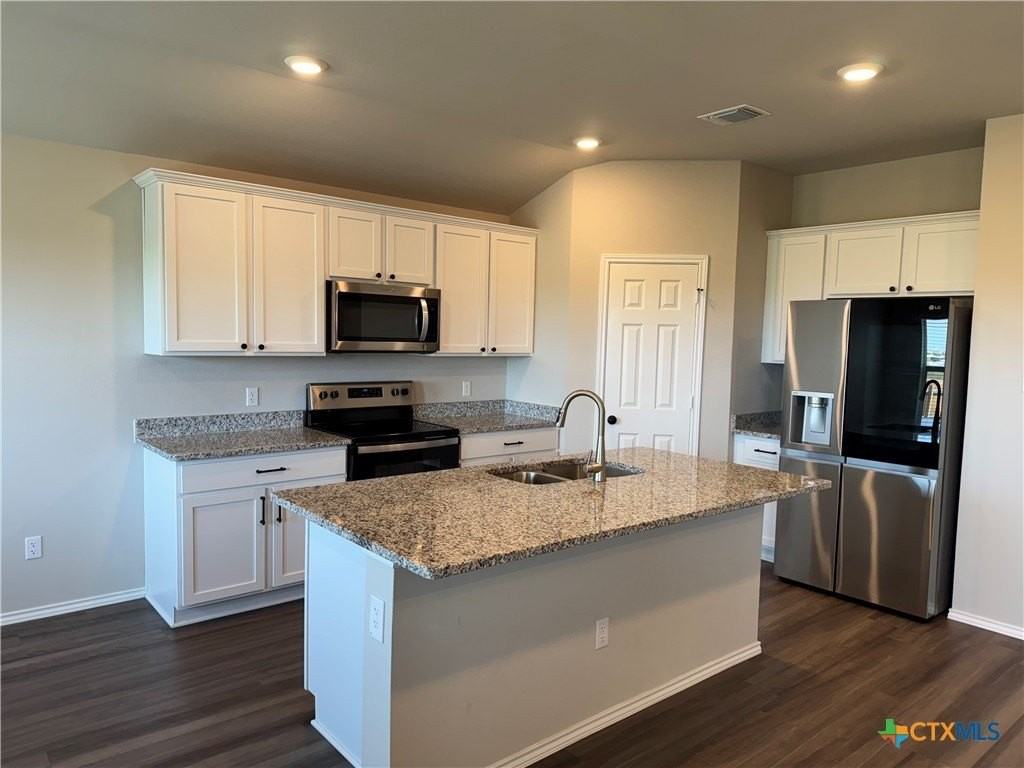 402 Stone Valley Rd - Photo 6 of 18