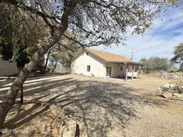 featured image of 660 W Linda Vista Rd