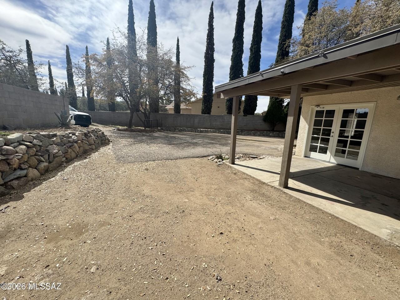 660 W Linda Vista Rd - Photo 3 of 20