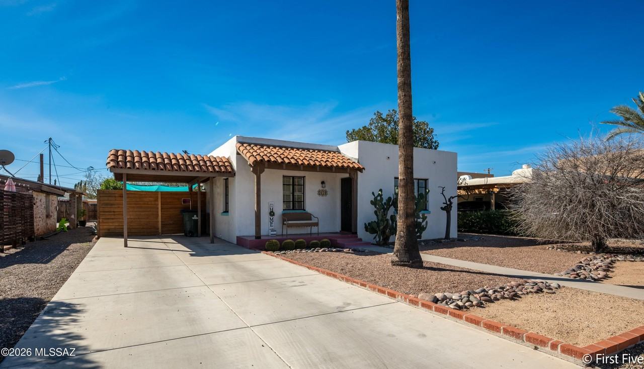 2620 E Lee St - Photo 2 of 22