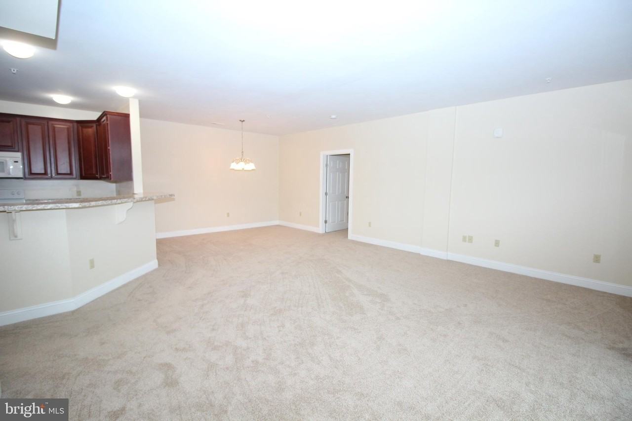 1665 Kenton Rd Apt 203 - Photo 7 of 26