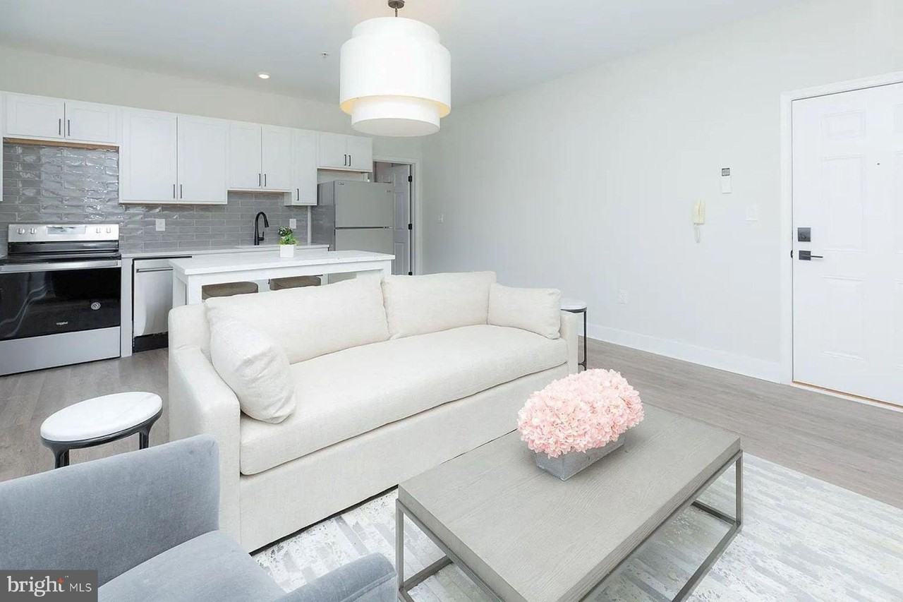 1122 N Calvert St #1 - Photo 3 of 8