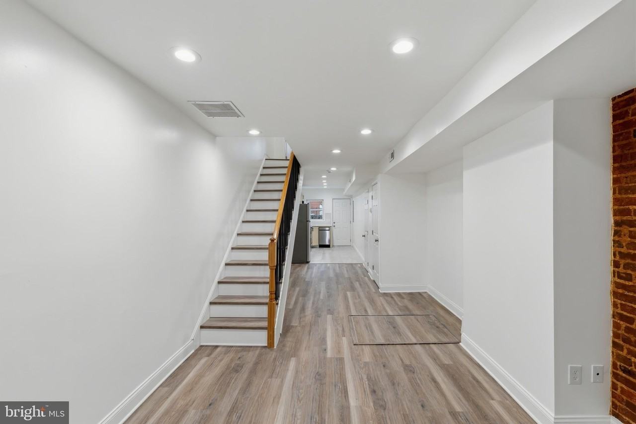 458 E Federal St - Photo 5 of 27