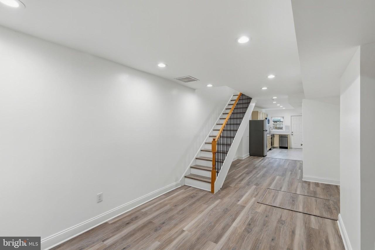 458 E Federal St - Photo 7 of 27