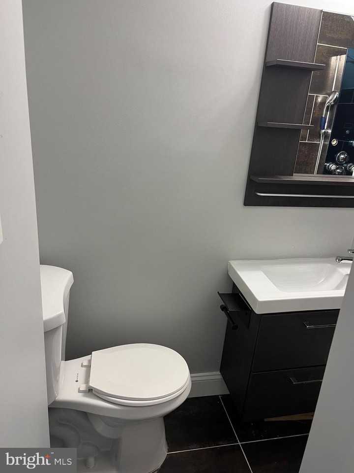 1808 Cedarwood Ct - Photo 4 of 9