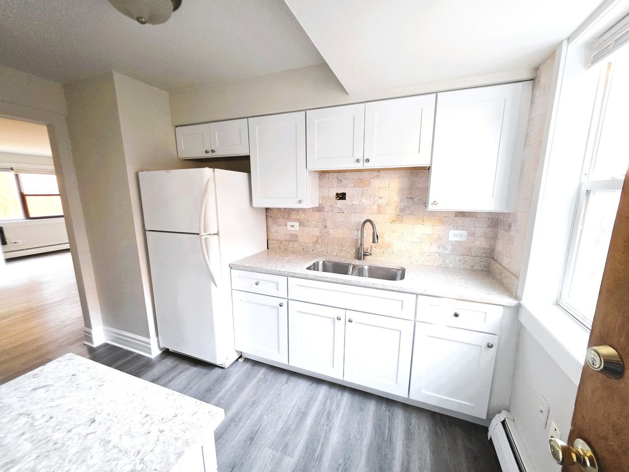 1600 W Jarvis Ave #G - Photo 3 of 11