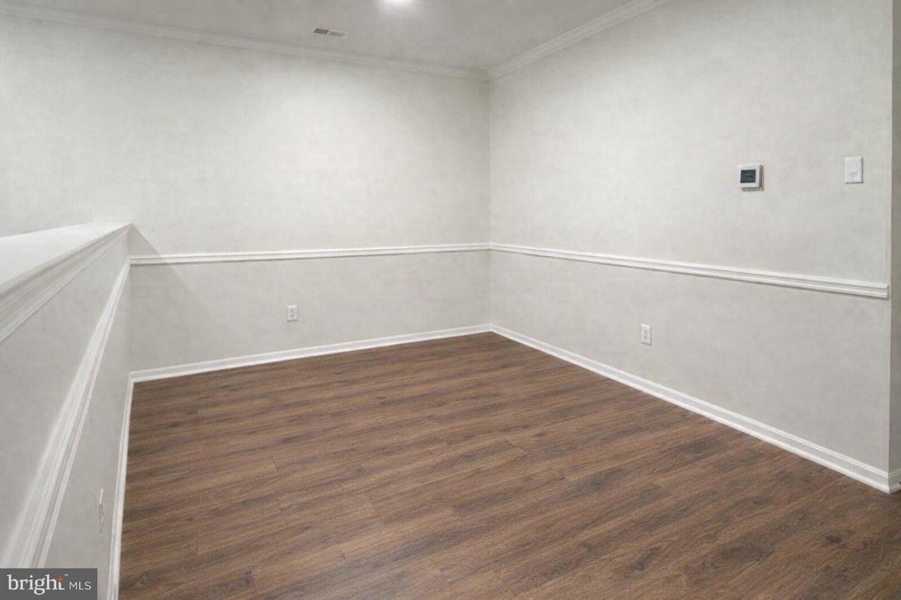 329 Gwynedd Ct - Photo 5 of 15