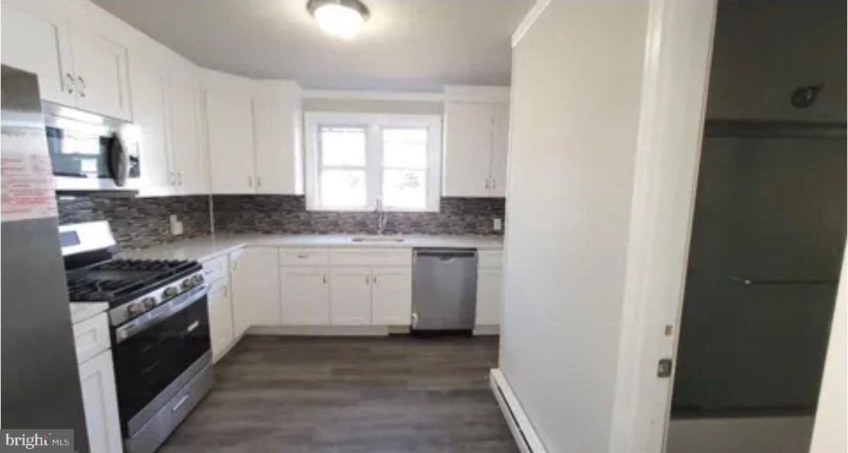 1078 Lalor St Unit 1