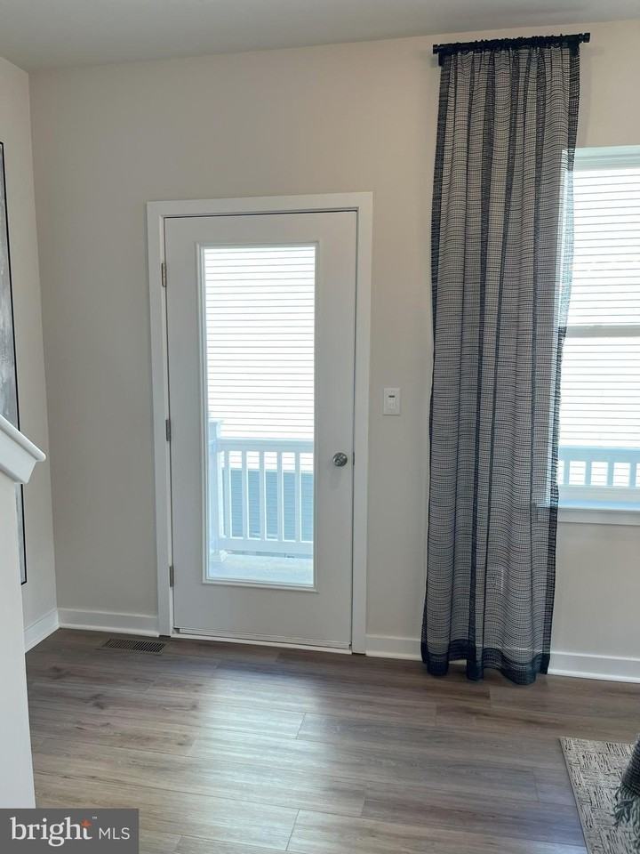 40 Anderson Dr - Photo 2 of 32