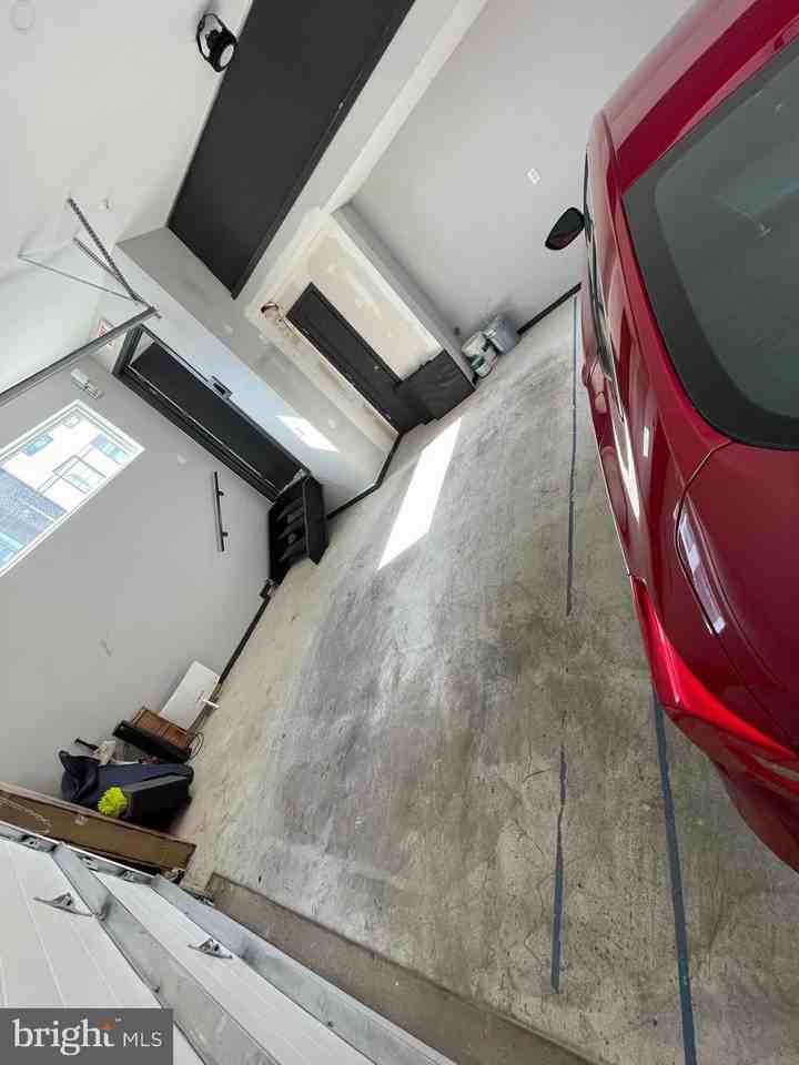 833 N 15th St Apt C - Photo 6 of 26