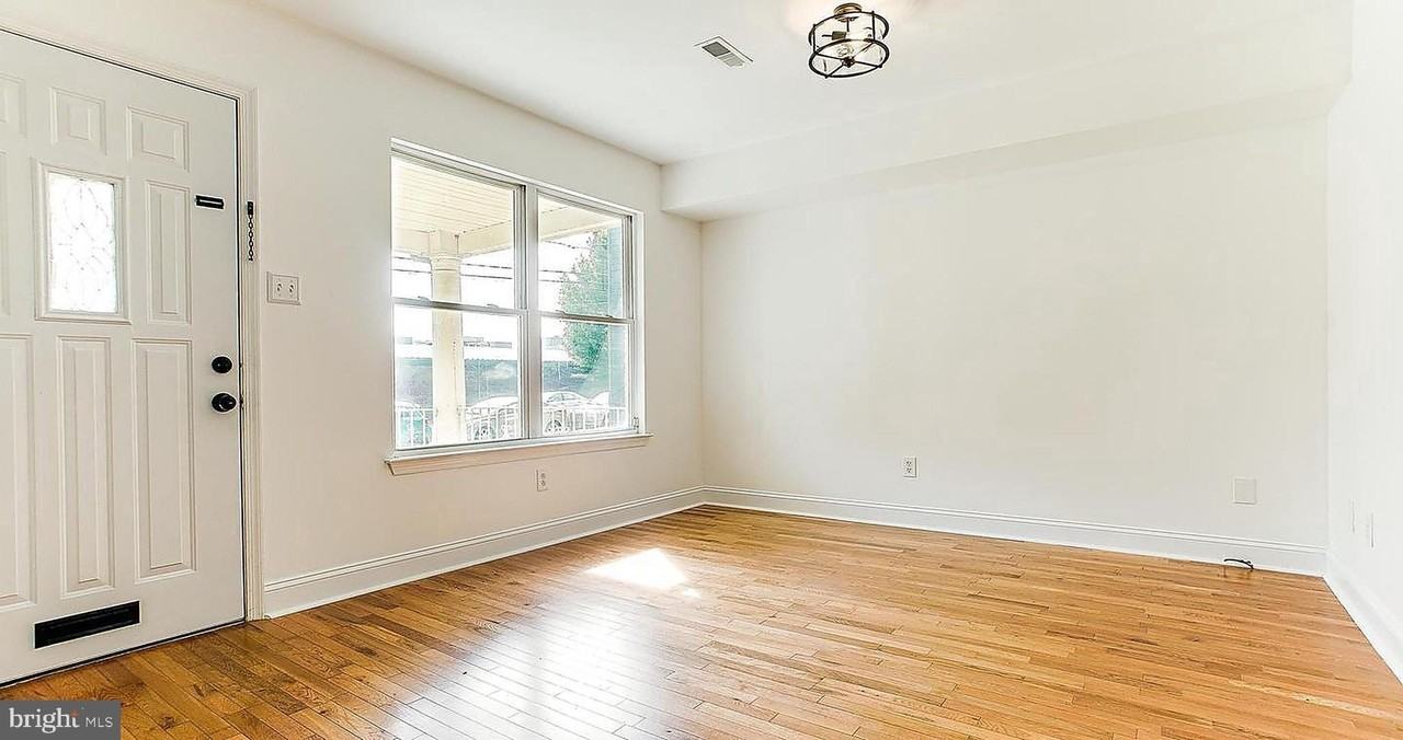 1324 N Hancock St - Photo 4 of 46