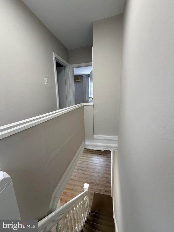 2917 W GIRARD Avenue unit: Second Unit - Photo 6 of 19