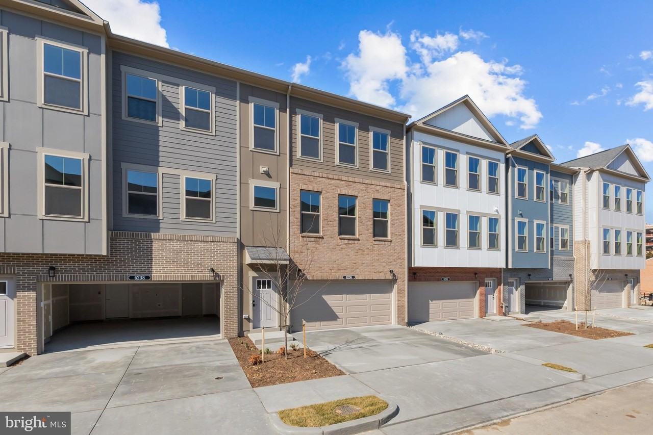 6236 Folly Ln - Photo 2 of 50