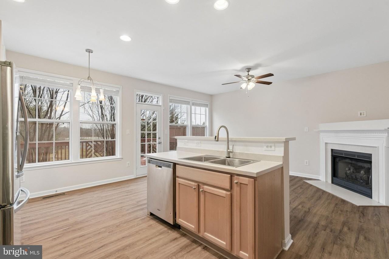 18801 Silverwood Ter - Photo 6 of 45