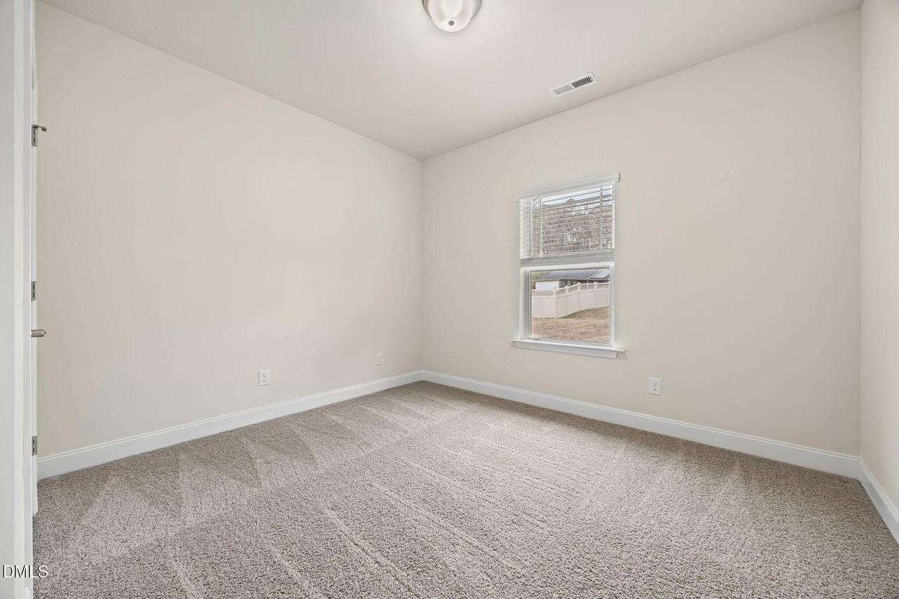 178 Woodwater Cir - Photo 7 of 50