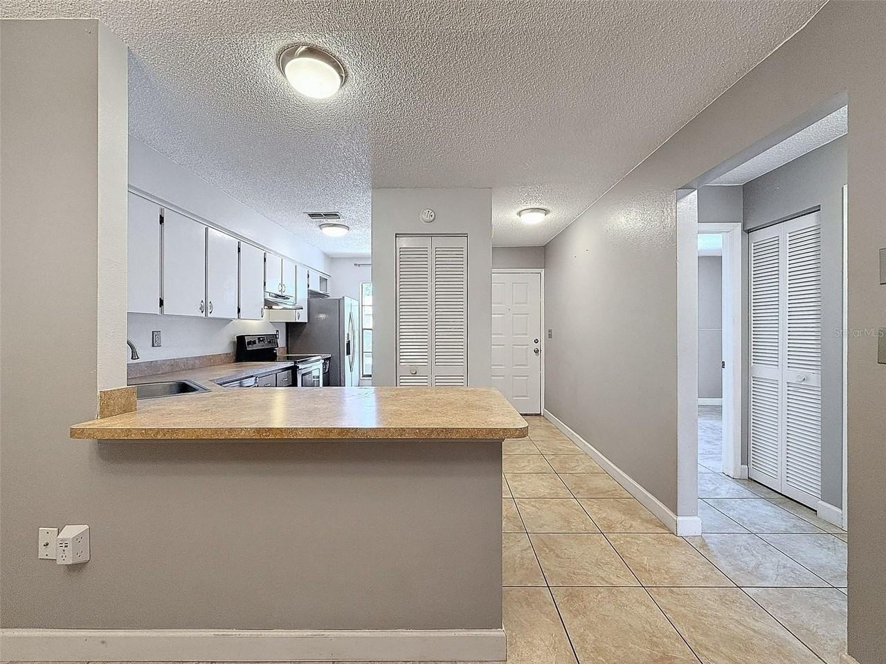 7116 Barclay Ave #B - Photo 6 of 32