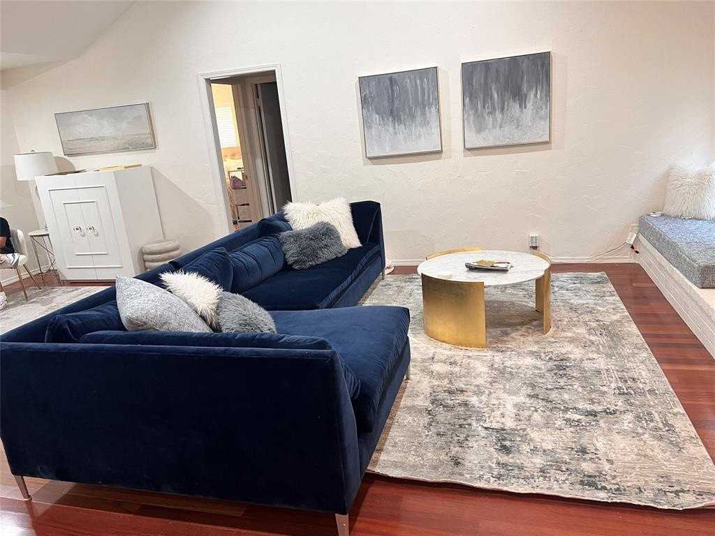 3501 Manchester St - Photo 4 of 25