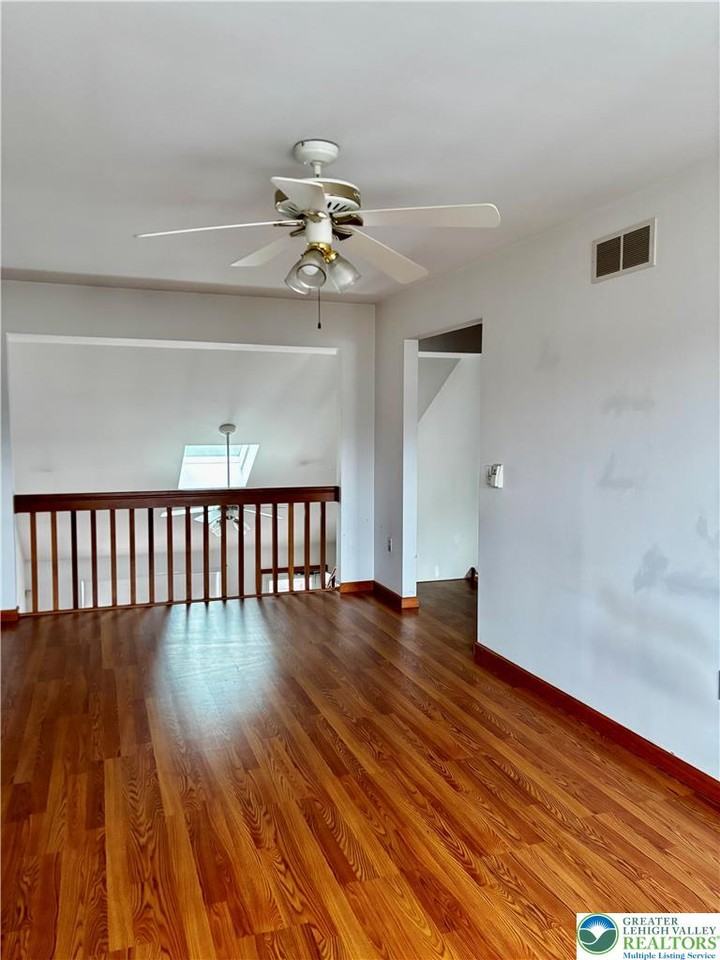 2742 Tamlynn Ln - Photo 5 of 7