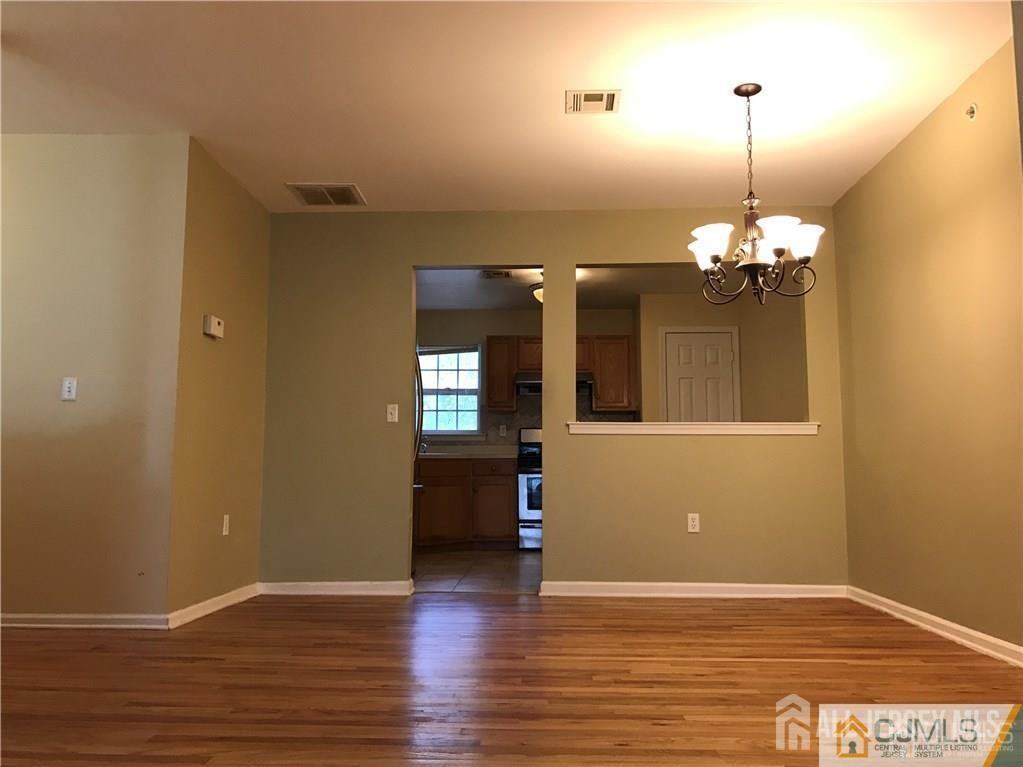 141 Forest Dr - Photo 6 of 13