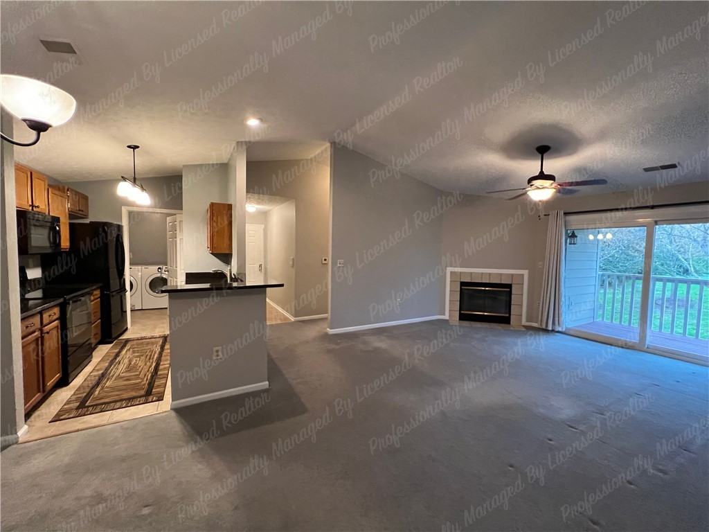 6650 Wareham Ct ##8 - Photo 4 of 35