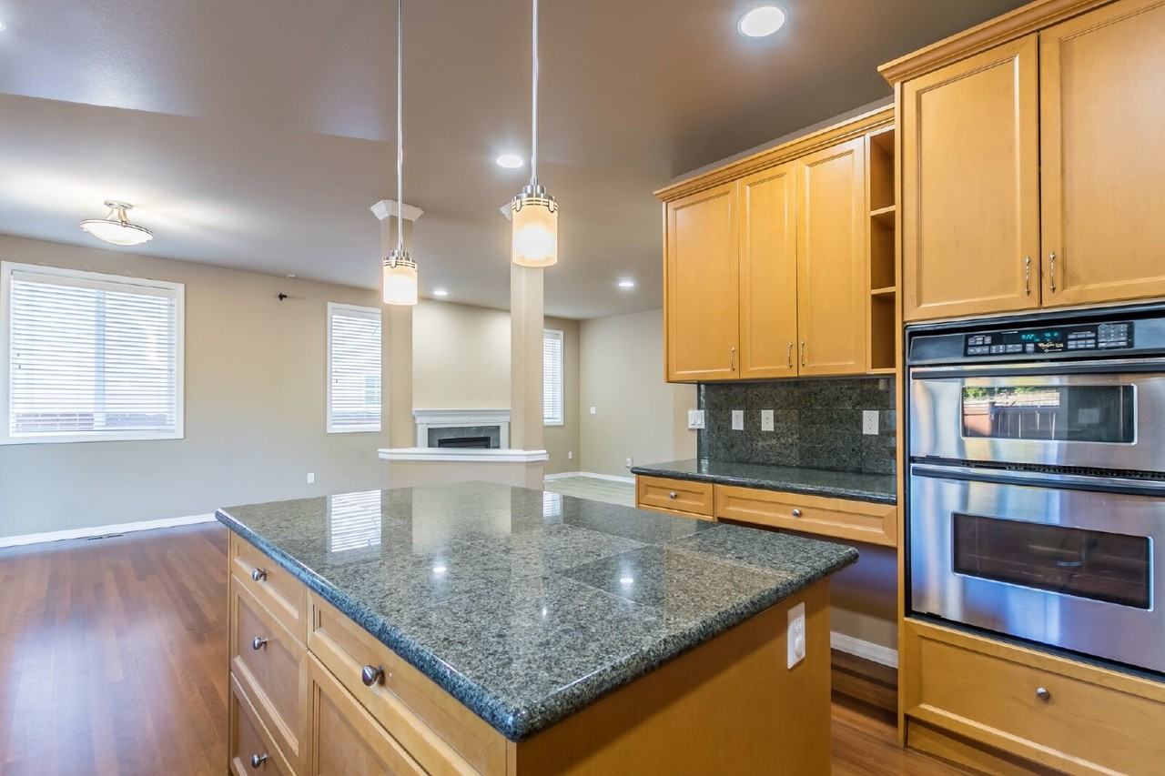 12938 Se 216th Pl - Photo 7 of 26