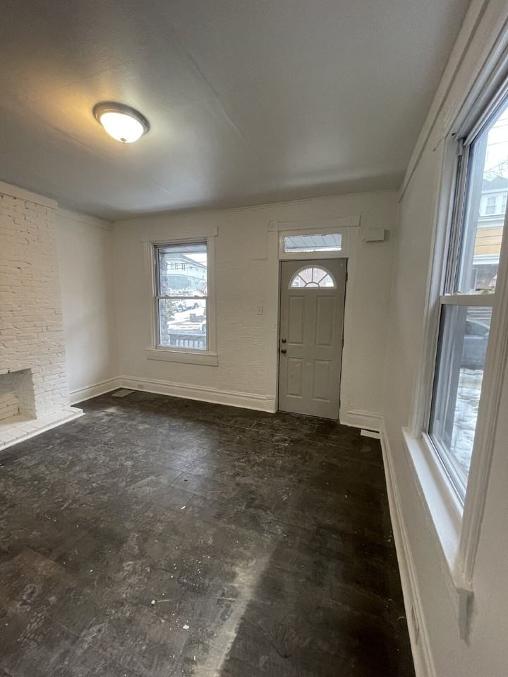 126 S Spring Ave #128 - Photo 4 of 50