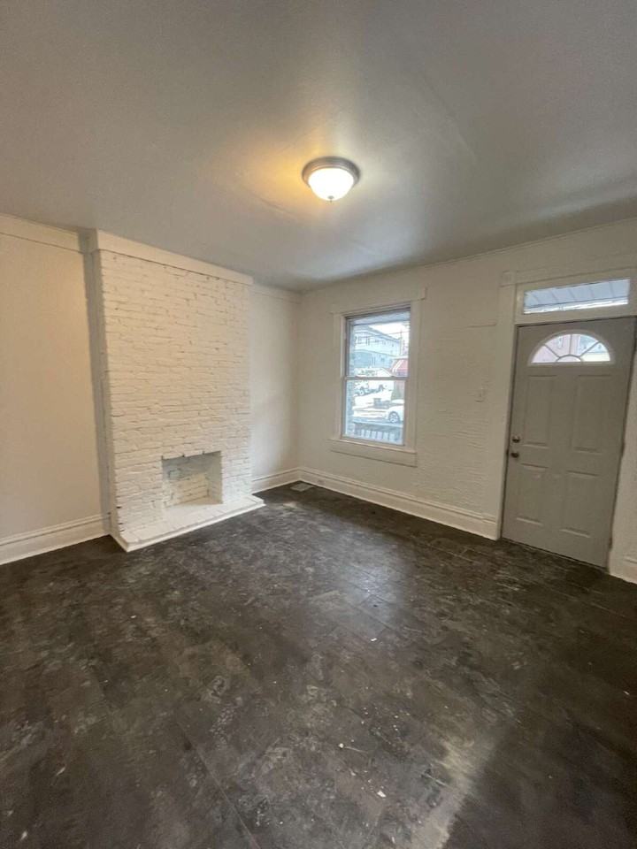 126 S Spring Ave #128 - Photo 5 of 50