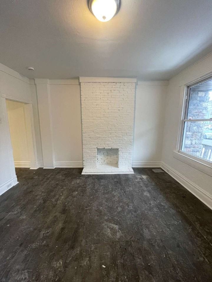 126 S Spring Ave #128 - Photo 6 of 50