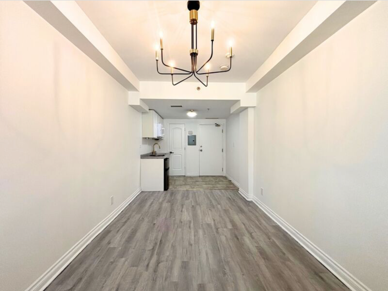 259 St Paul St - Photo 3 of 9