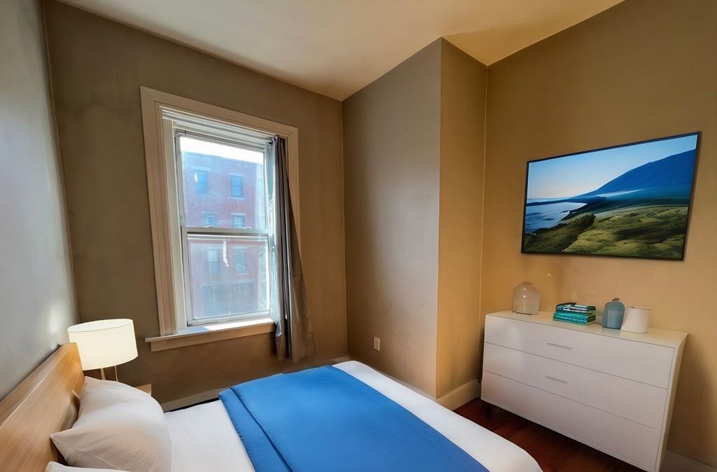 23 Chelsea St #2 - Photo 6 of 11