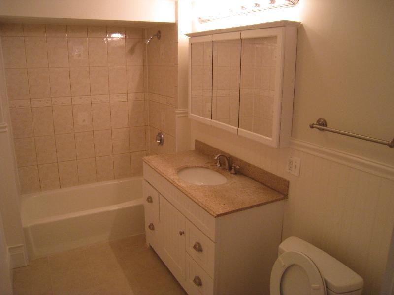 13 Evergreen Ave #3 - Photo 4 of 6