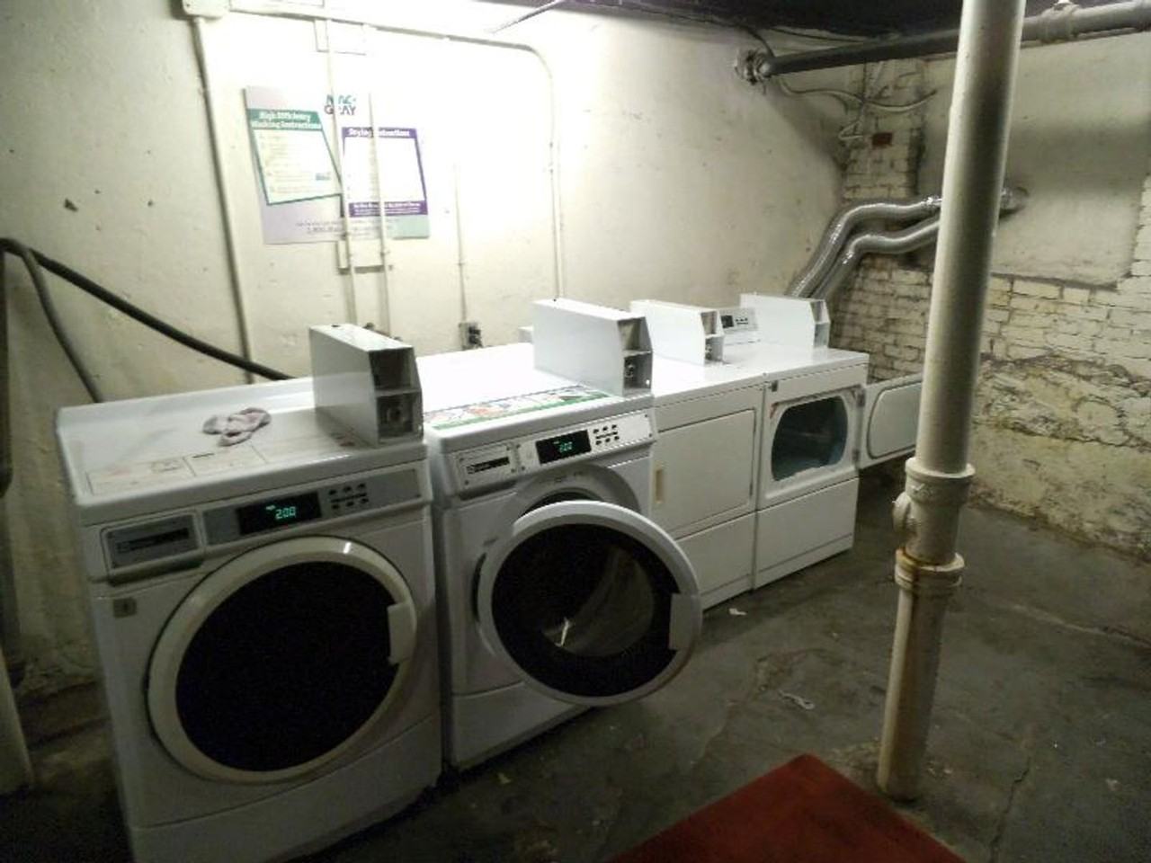 1595 Beacon St - Photo 7 of 8