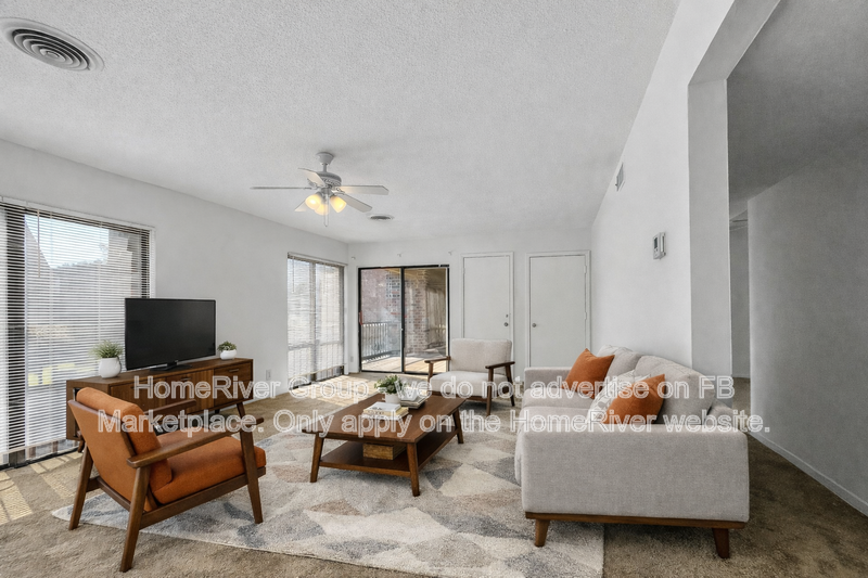 1858 Poplar Woods Cir W #4 - Photo 2 of 23