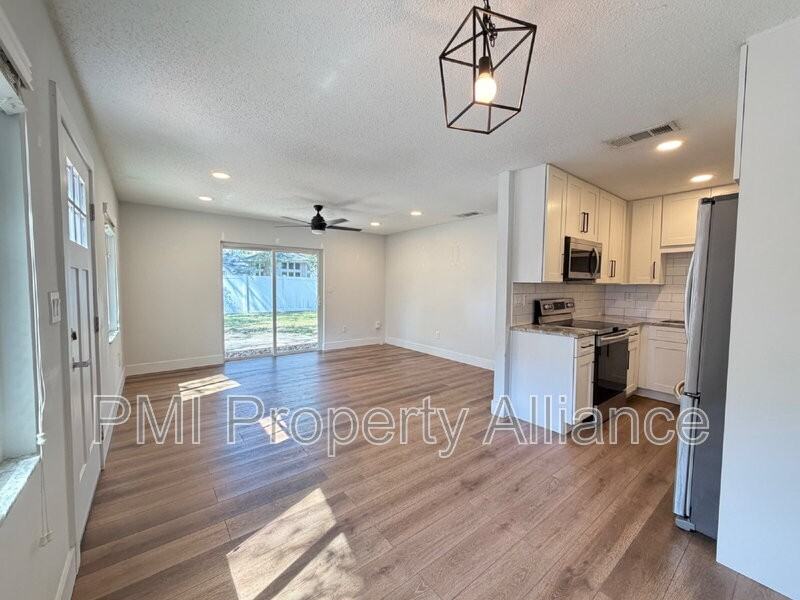 2300 Elizabeth Ave - Photo 3 of 13