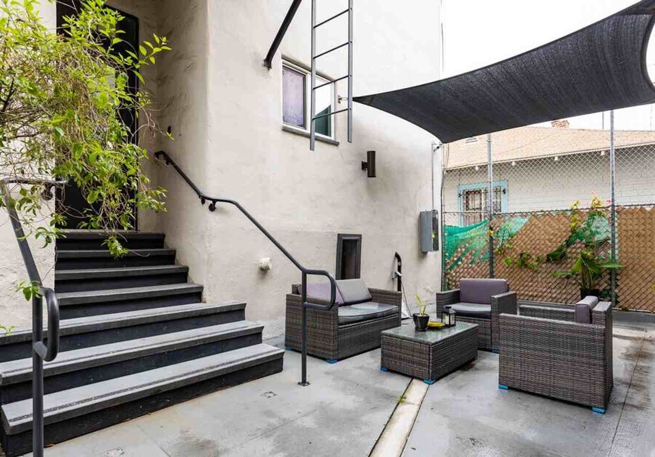 Alex Court Apartments - Photo 6 of 23